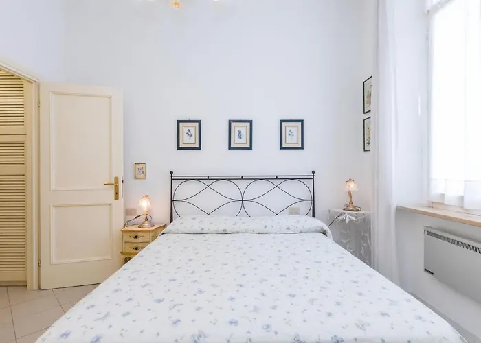 Ponente N-2 By Interhome Διαμέρισμα *
